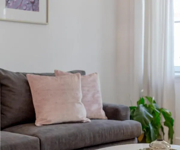 Principe Real Flamingo Апартаменти