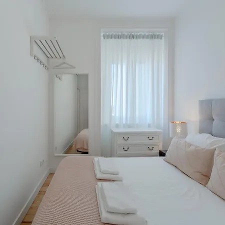 Principe Real Flamingo * 리스본